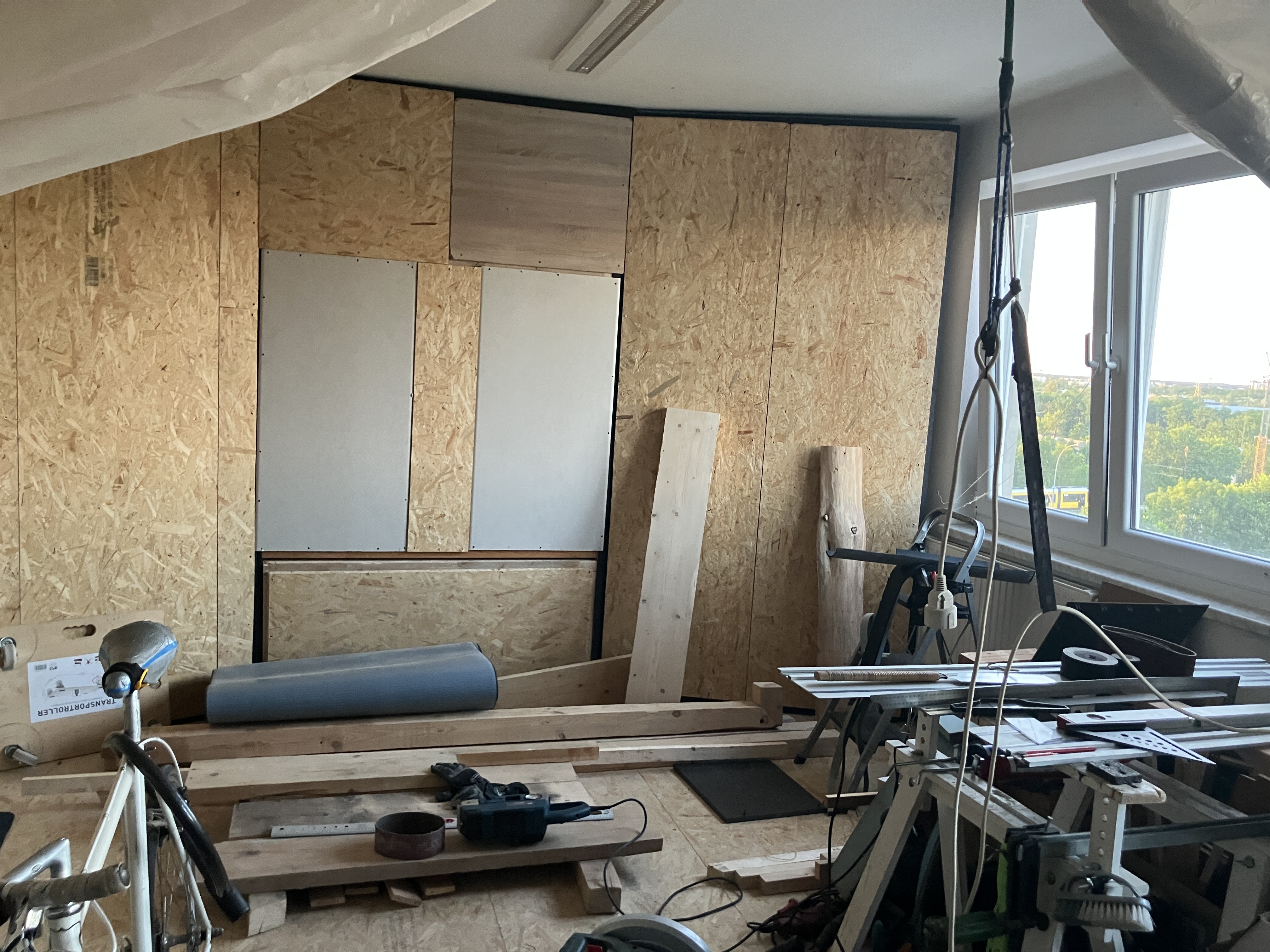 Schallschutzwand fertig